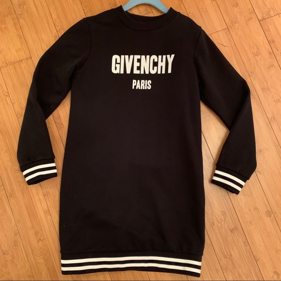 GORGEOUS GIVENCHY Logo Sweater Dress - Picture 3 of 5